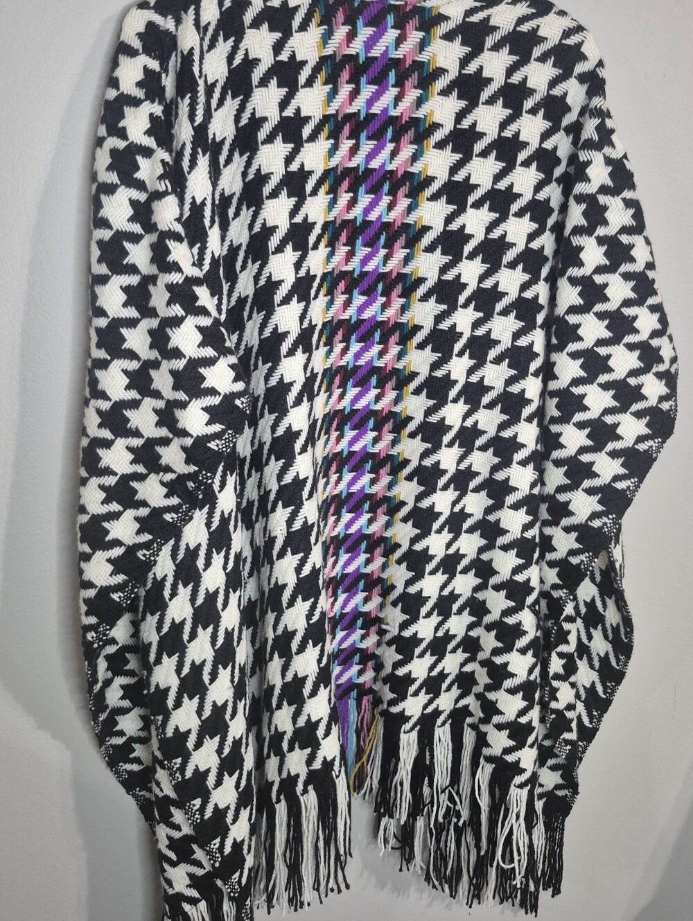CHICO'S One Size Ruana Wrap - Picture 5 of 7